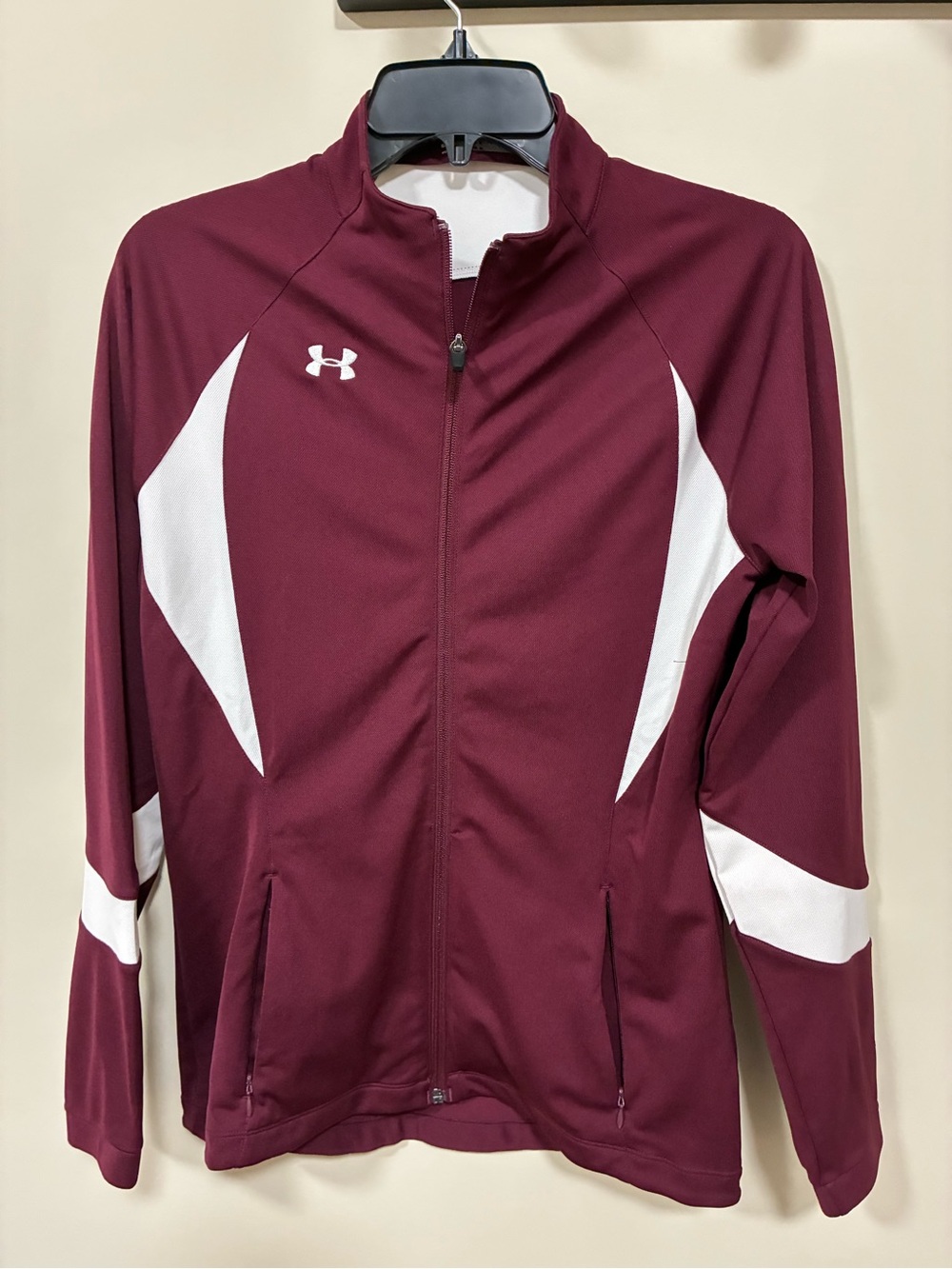 Under Armour loose jacket small